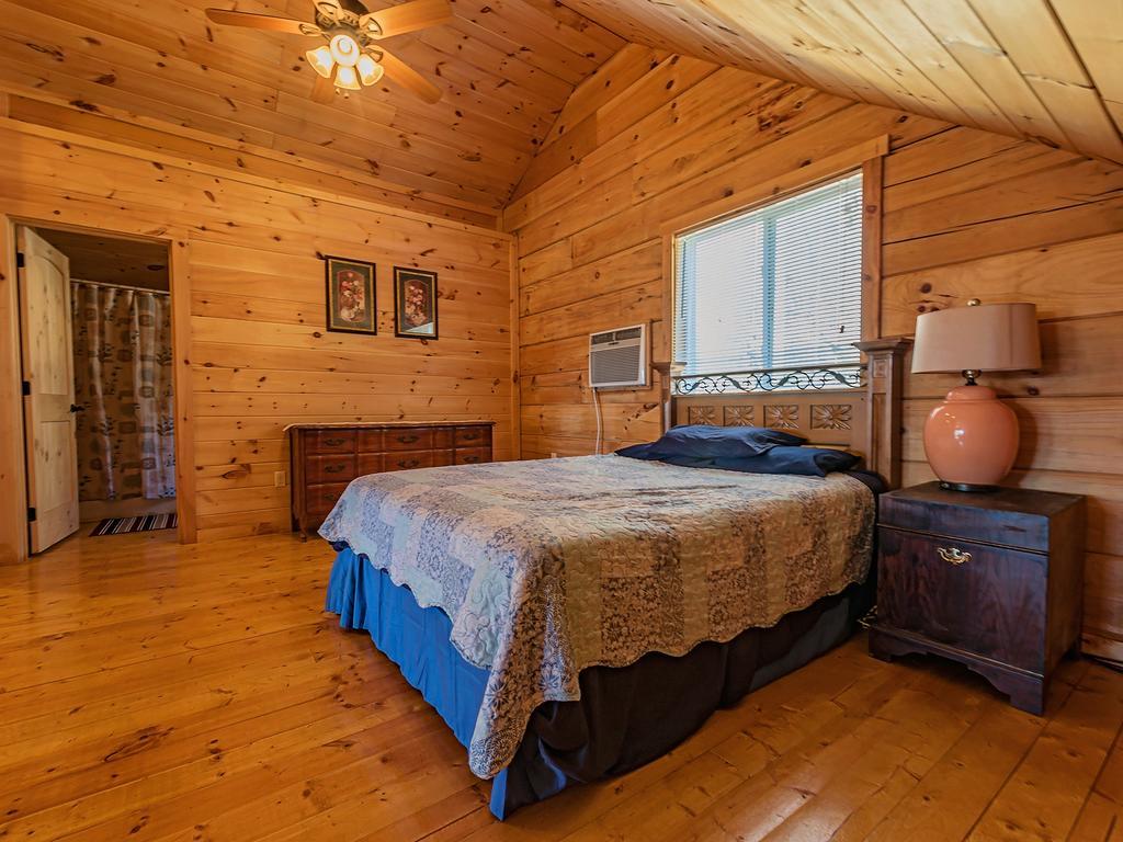 מלון סביירוויל Log Cabin In Smoky Mountains חדר תמונה