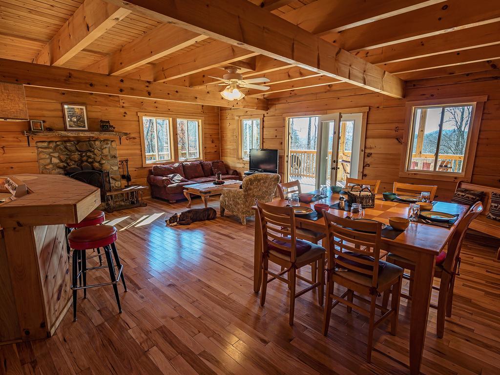 מלון סביירוויל Log Cabin In Smoky Mountains חדר תמונה