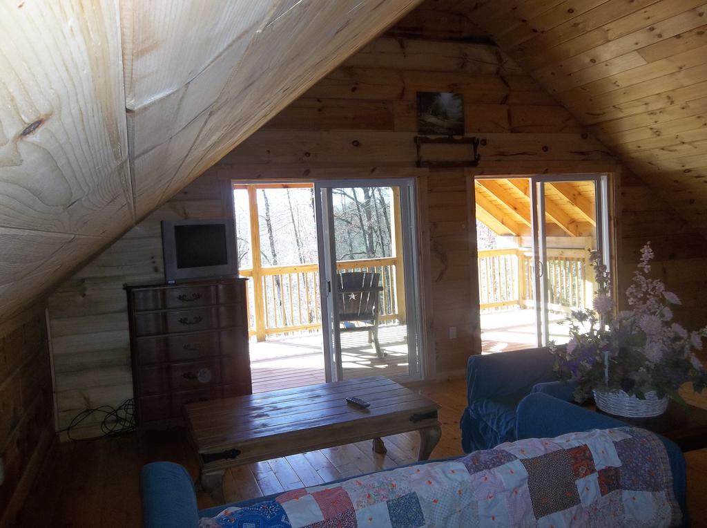 מלון סביירוויל Log Cabin In Smoky Mountains חדר תמונה